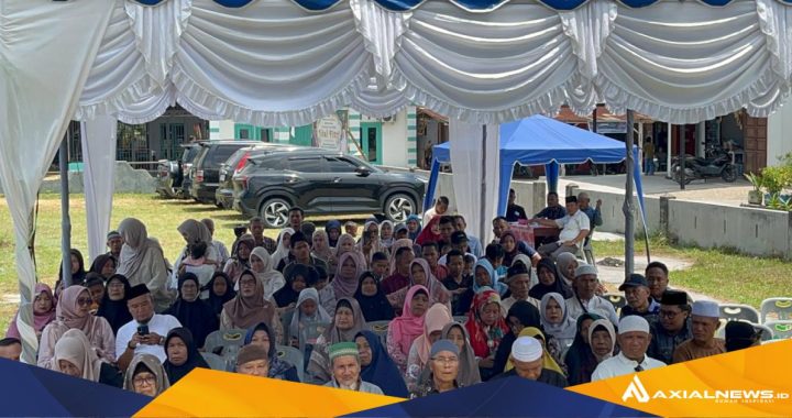 Mad Karta maintient la famille élargie en harmonie et investit dans la beauté du futur