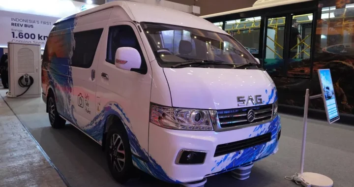 Les véhicules utilitaires électriques SAG Max et REEV Bus ont été officiellement présentés
